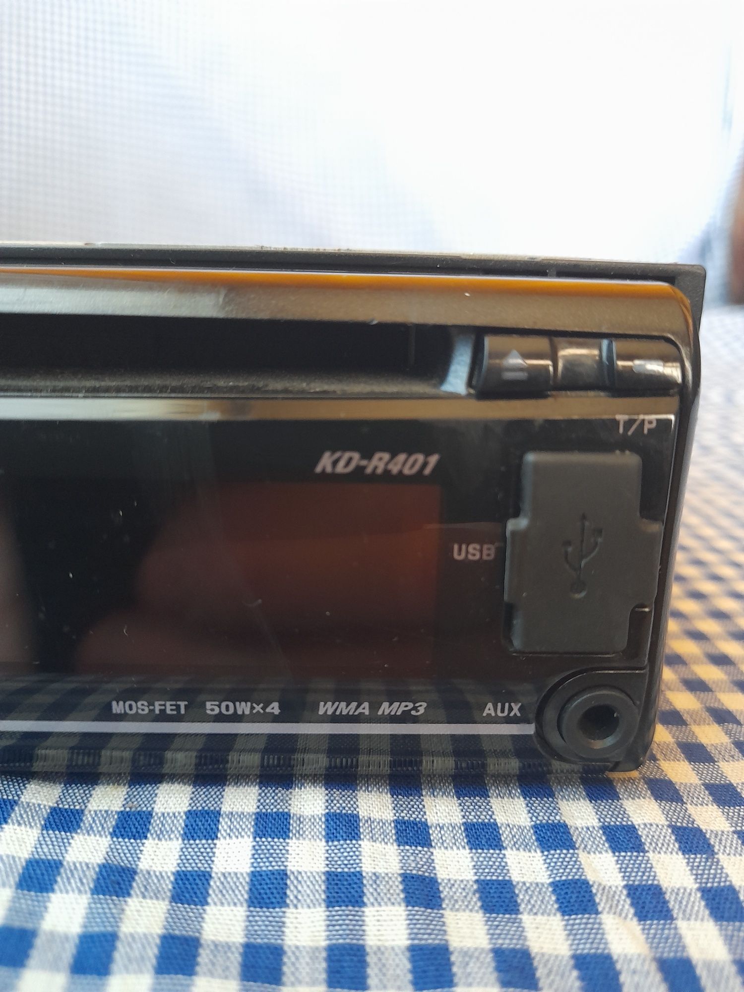 JVC KD-R401 радио за кола