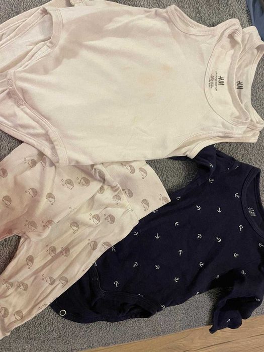 Set 5 BODDY H&M - APROAPE NOI pentru 0-1 an