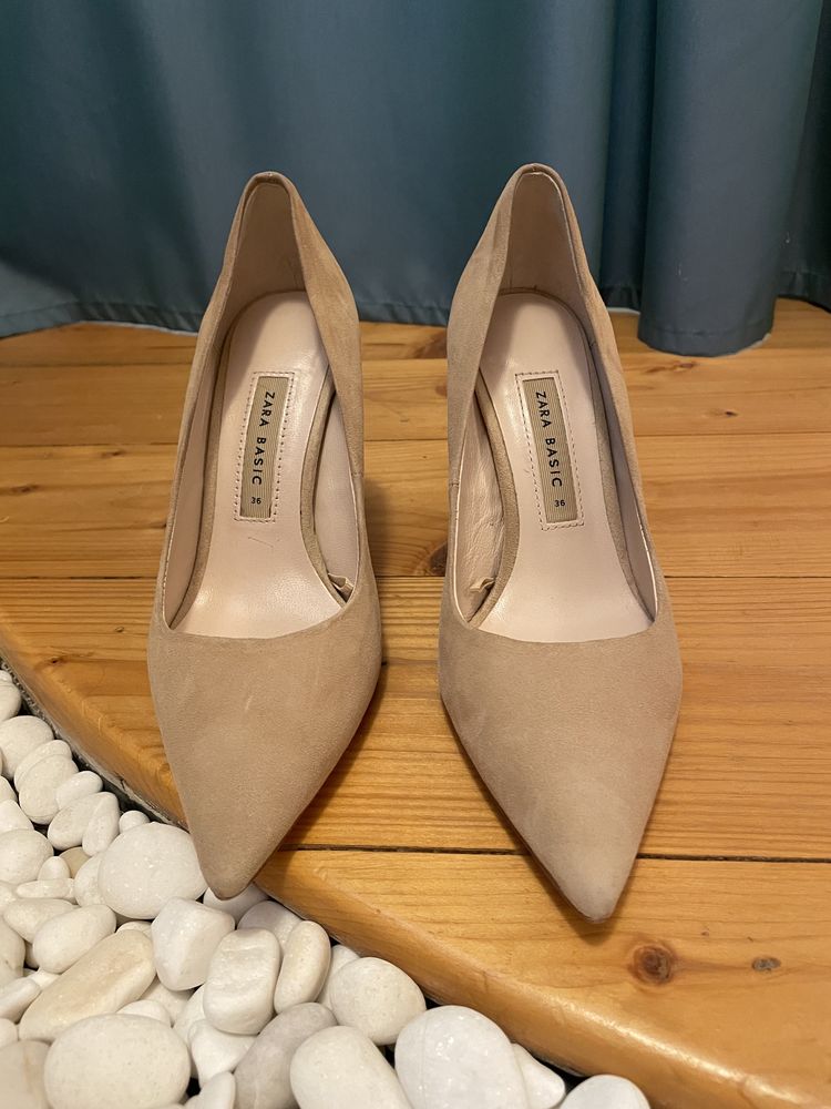 Pantofi Stiletto (Zara)