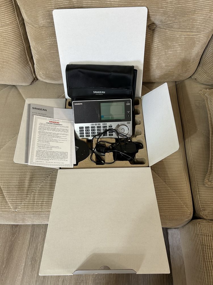 Радиоприемник Sangean ATS 909x2