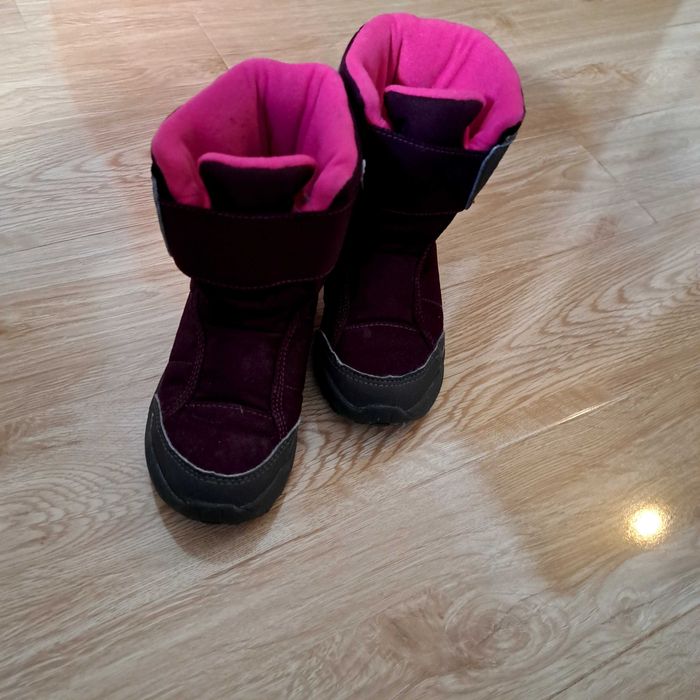 Hainute si incaltaminte fete de calitate noi sau  purtate maxim o data