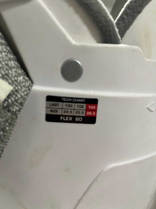 Clapari ski HEAD marimea 38-39 foarte comozi si caldurosi