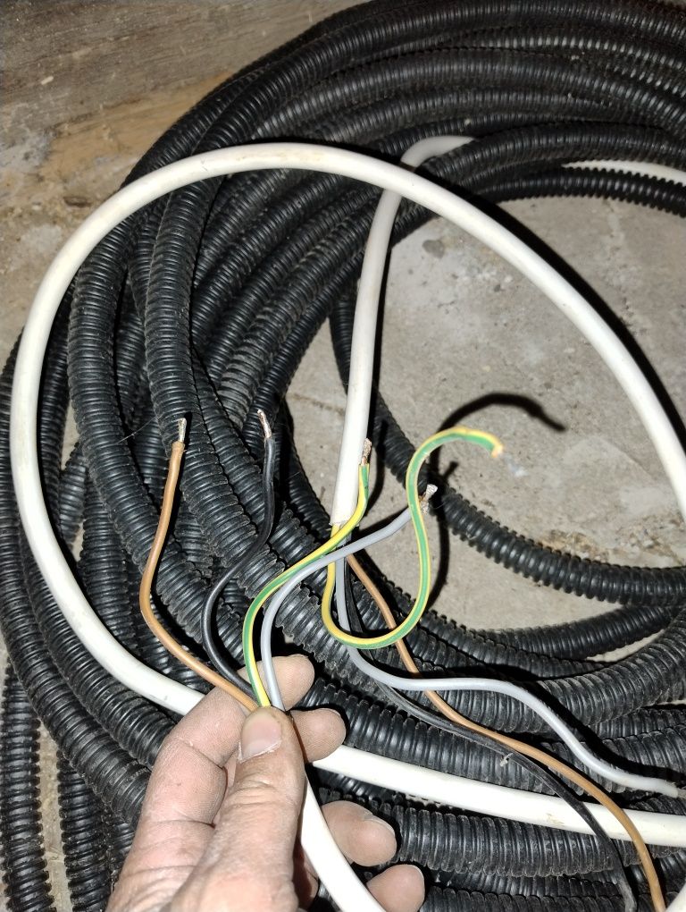 Cablu electric MYYM, H05VV-F, 4 x 2.5 mm 33 M