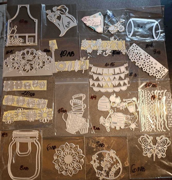 Щанци за скрапбукинг