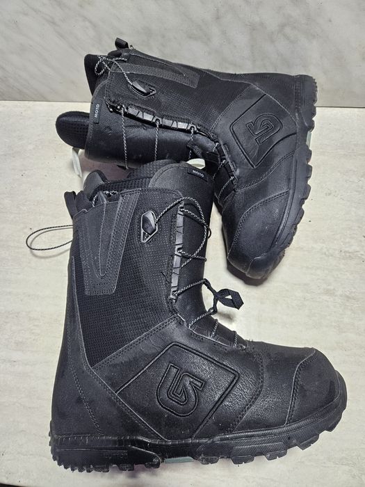 Boots 137  buti placa snowboard Burton   mărimea  43,5 (28,5   cm) .