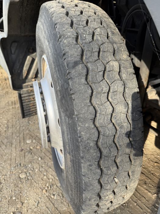 Mercedes atego cu macara fassi