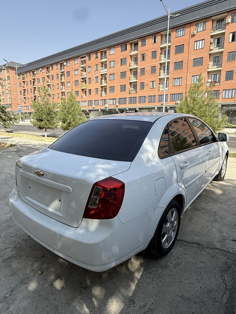 Chevrolet Jentra 1-P elegant plus Metan gaz Diska balon qo’yilgan