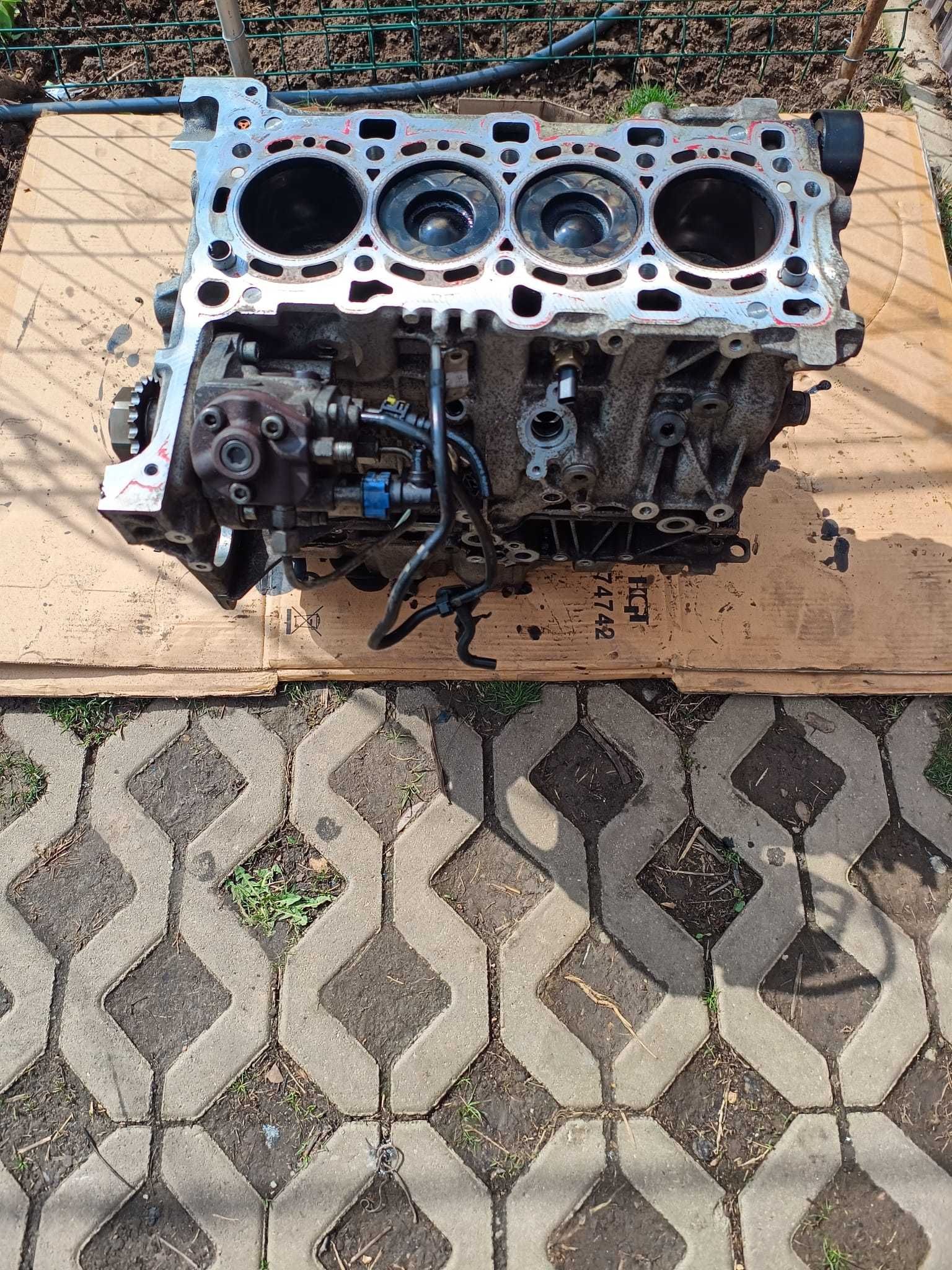 Motor Opel astra J 1,6 diesel 110 cp