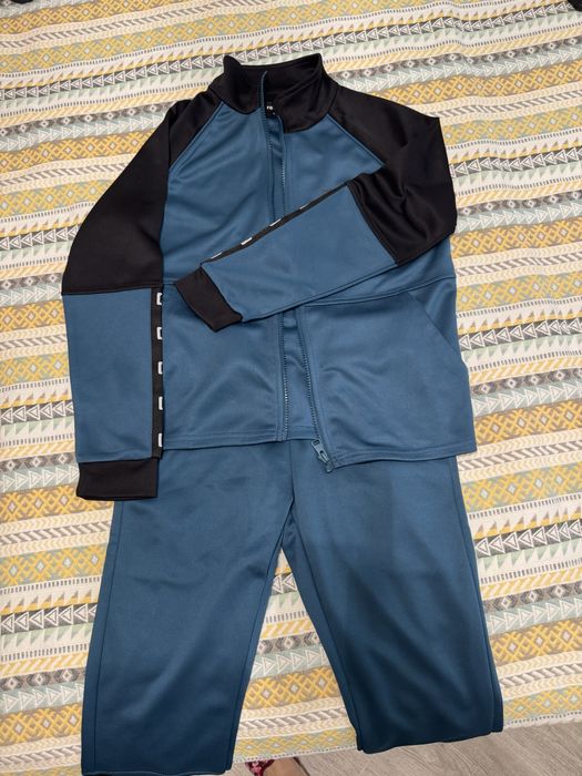 Детский спортивный костюм