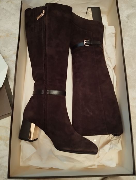 Замшевые сапоги производство Италия