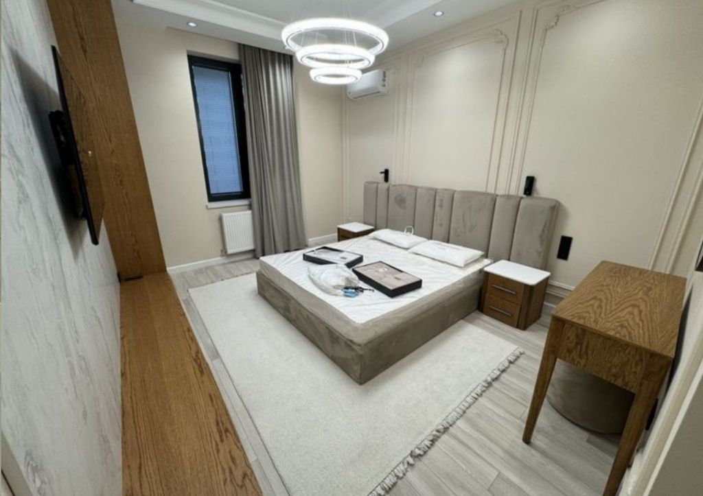 Сдается 4х ком квартира, ЖК Infinity, ор-р: ул. С. Азимова, 131 м²