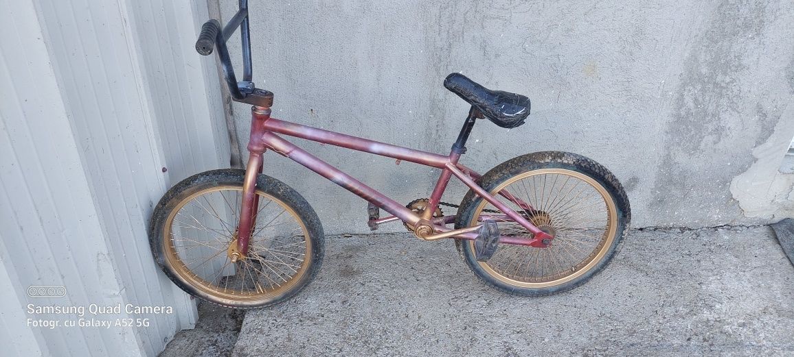 vând BMX bicicleta