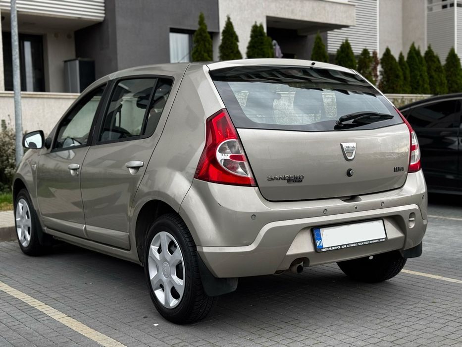 Dacia Sandero 1.4i BENZINĂ / 70.000KM / Unic proprietar/