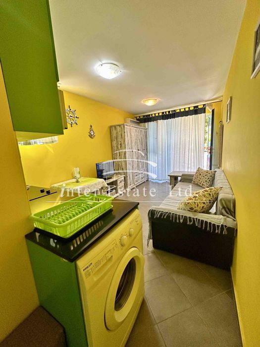 Продава се  двустаен апартамент в Ново Поморие