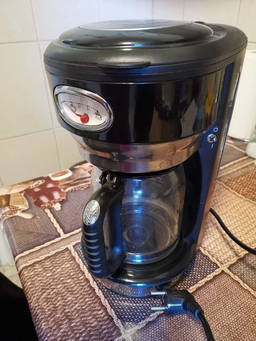 Cafetieră Russell Hobbs Retro Classic Noir 21701-56