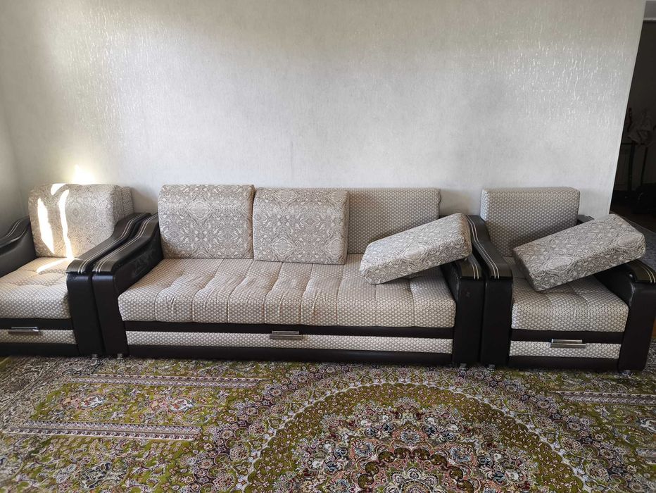 Продам комнутную мебель по договорной цене