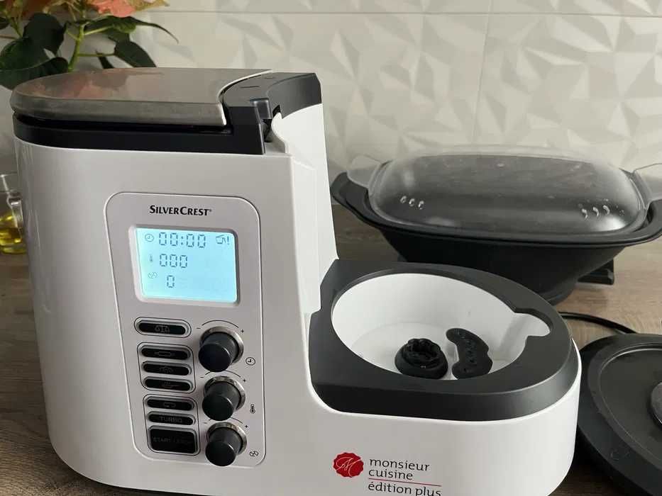 Robot bucatarie Silver Crest monsieur cuisine PLUS