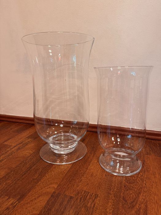 Vază foarte mare si mare