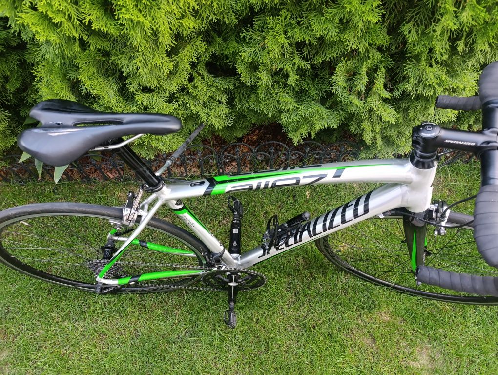 Шосеен алуминиев велосипед Specialized 28/52