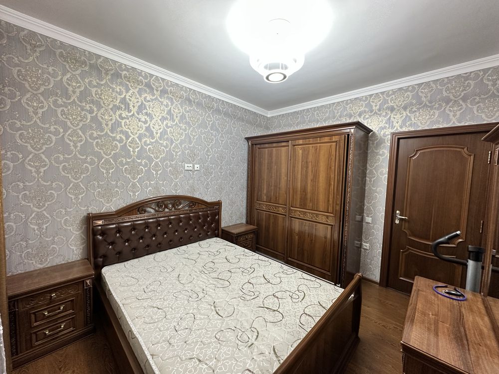 Продаётся 5/1/5 на Карасу-4 Мебелью,Техникой,Палисадником и парковкой