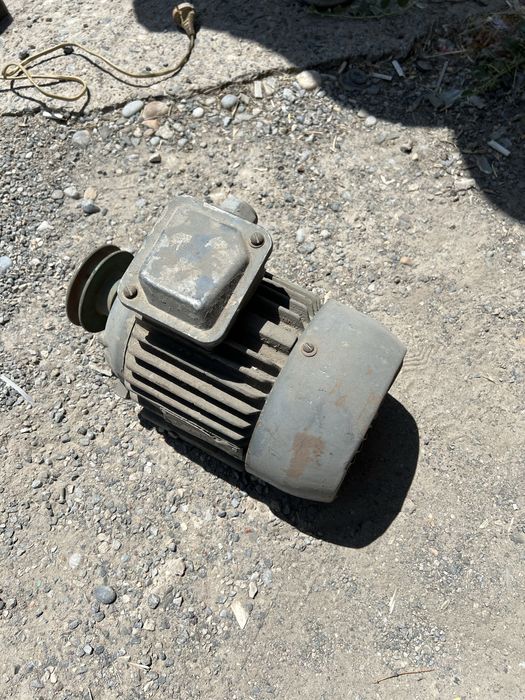 Электродвигатель 3 фазный