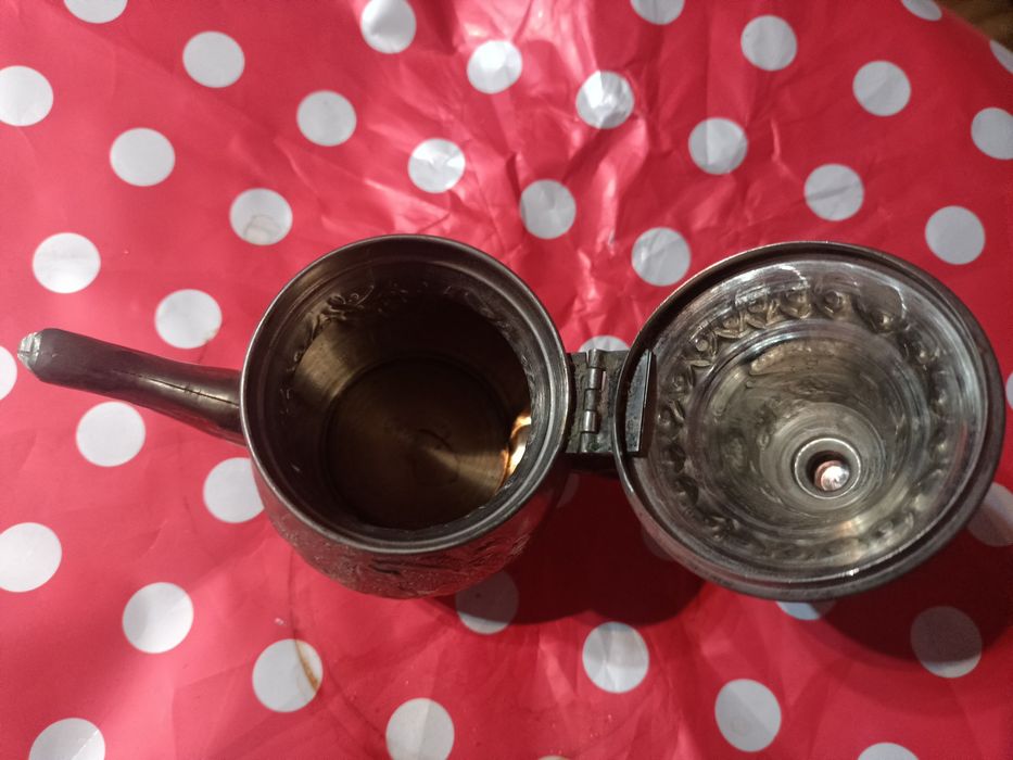 Vând ceainic vintage superb