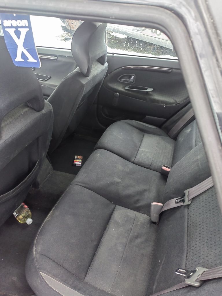 VOLVO V40 1.9 102