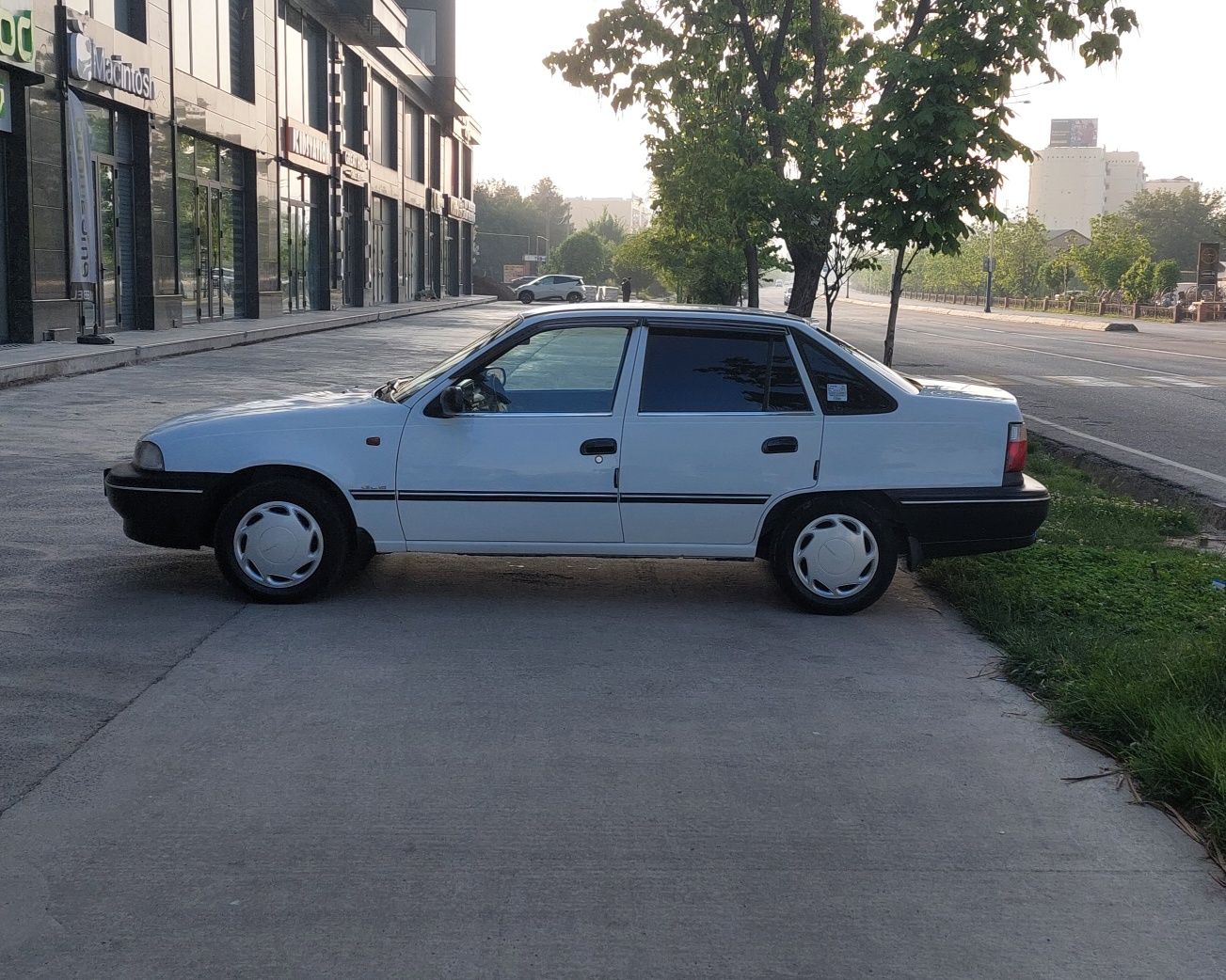 Daewoo Nexia 1 сонс мотор