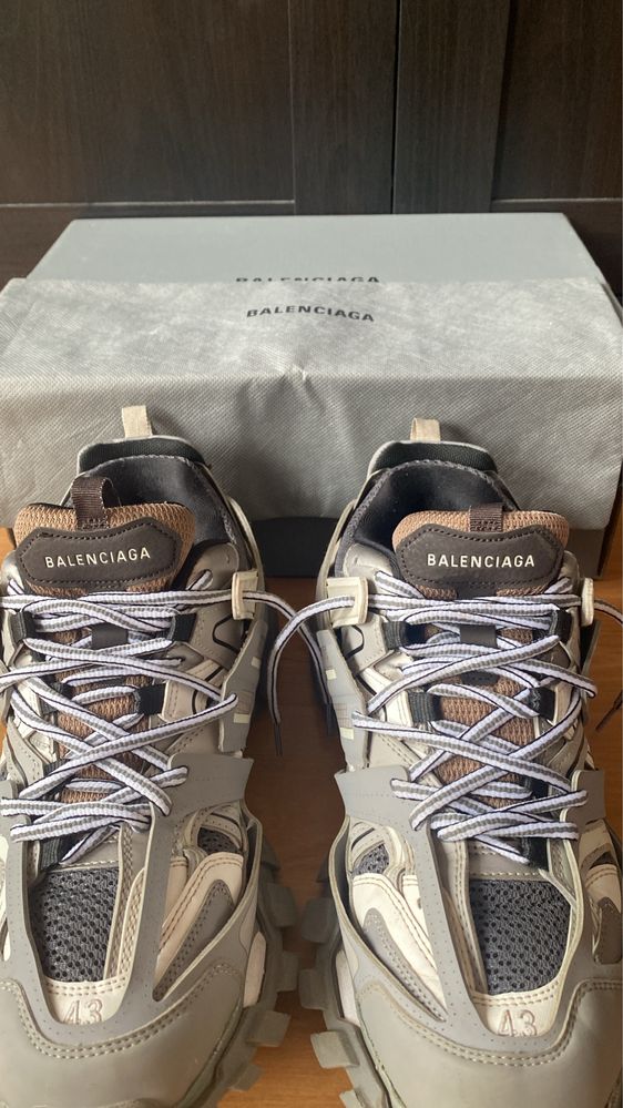 Balenciaga tracks