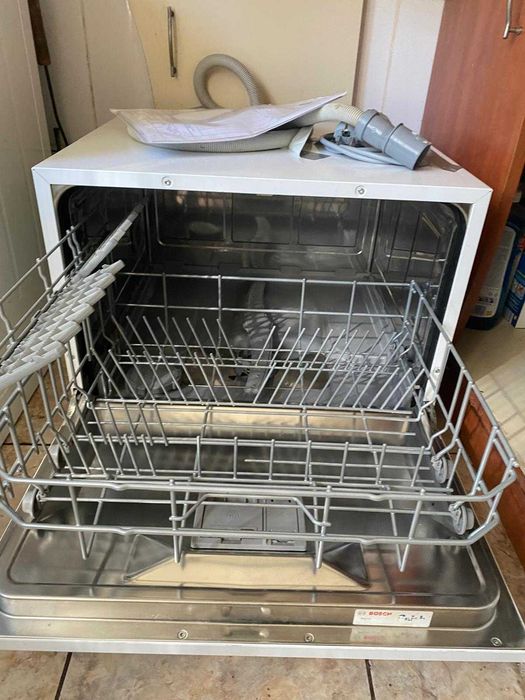 Masina de spalat vase compacta Bosch SKS51E32EU
