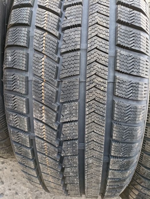 255/45/20 новый зимний комплект