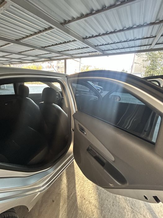 Продаётся шевралет Кобальт