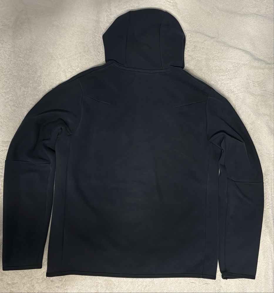 Nike tech fleece горнища