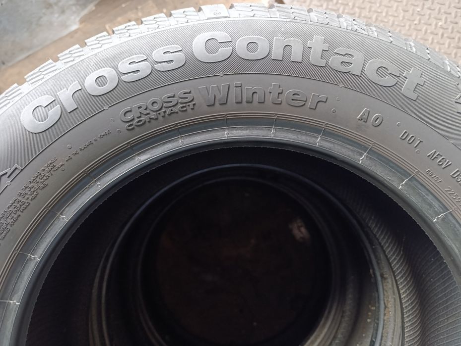 Anvelope de iarnă 215 65 16 Continental