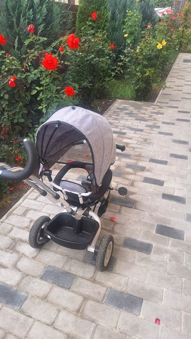 Vând tricicleta cu livrare in Iași