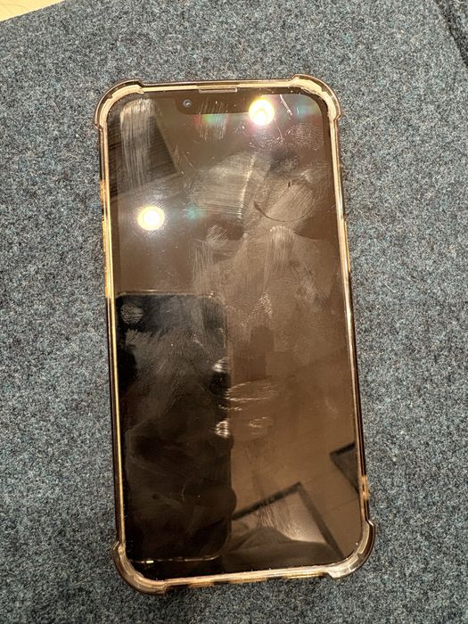 iPhone 13 Pro 77% baterie