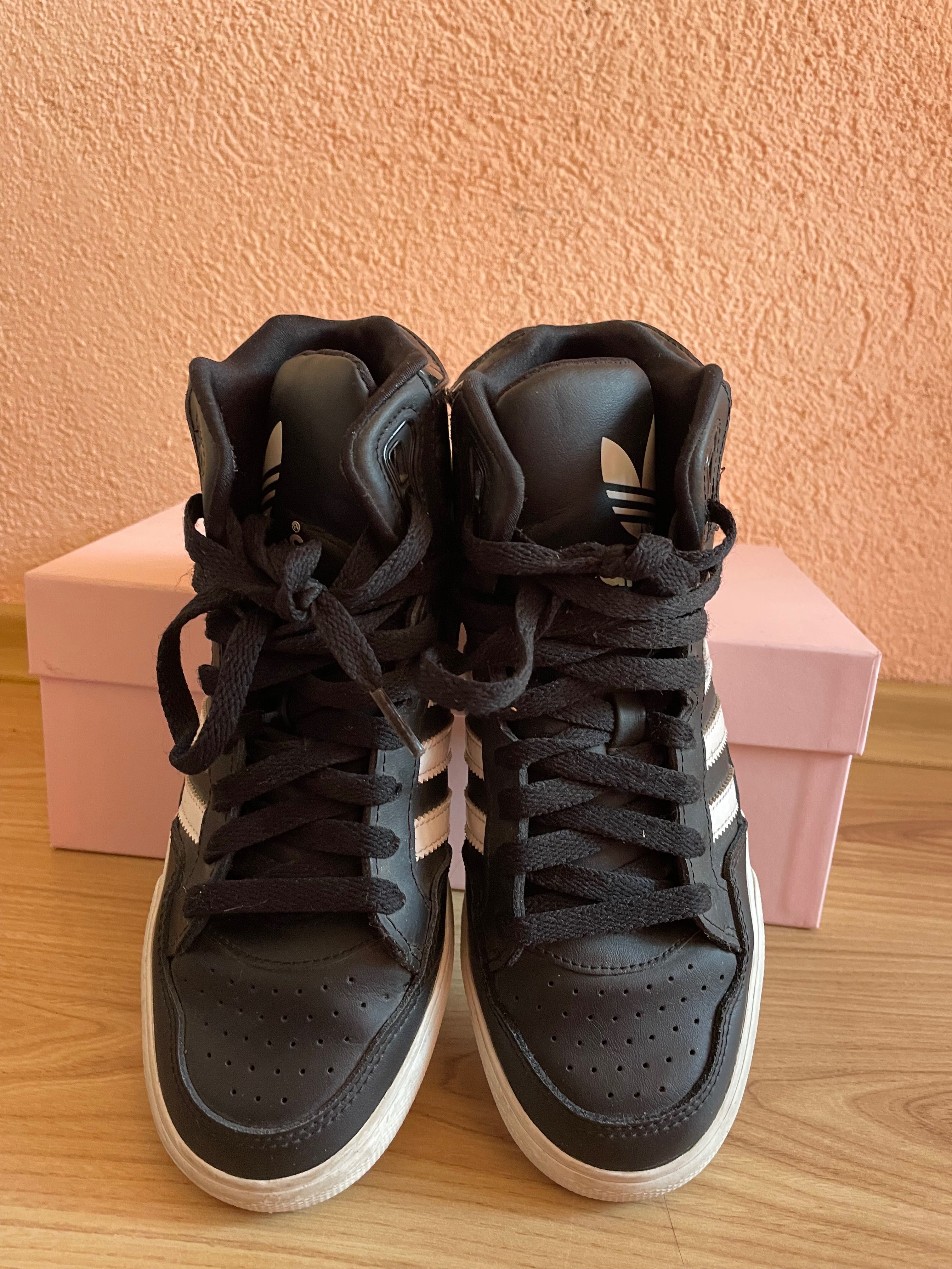 кожени маратонки Adidas