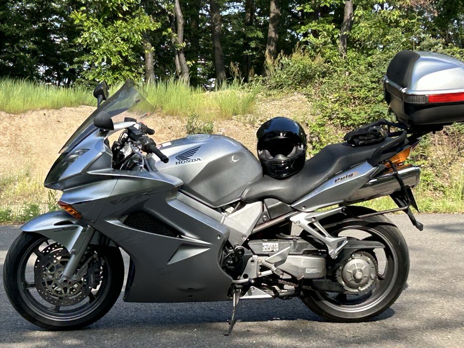 Honda VFR800vtec