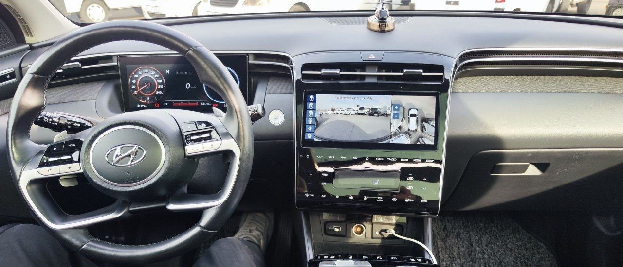 Продажа автомобиля Хундай Туксон 2022 год Автомат . Мотор 2.5м2.