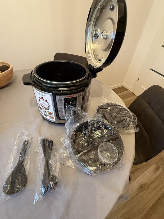 Oala sub presiune Tefal