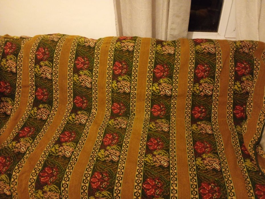 Vând Cuvertură țesută