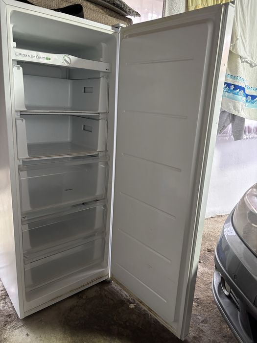 Congelator vertical  – stare excelentă