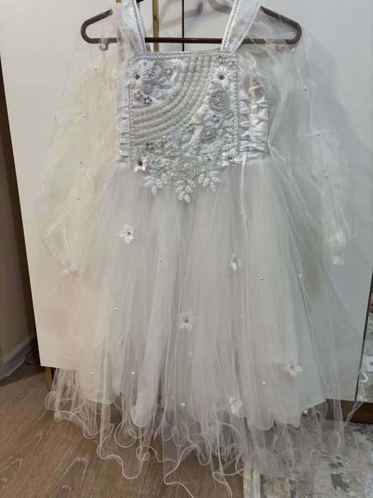 Продам детскую платье болеро и шляпа