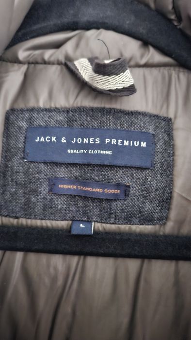 Parka barbati noua, fara eticheta, marimea L, dar se potriveste la M,