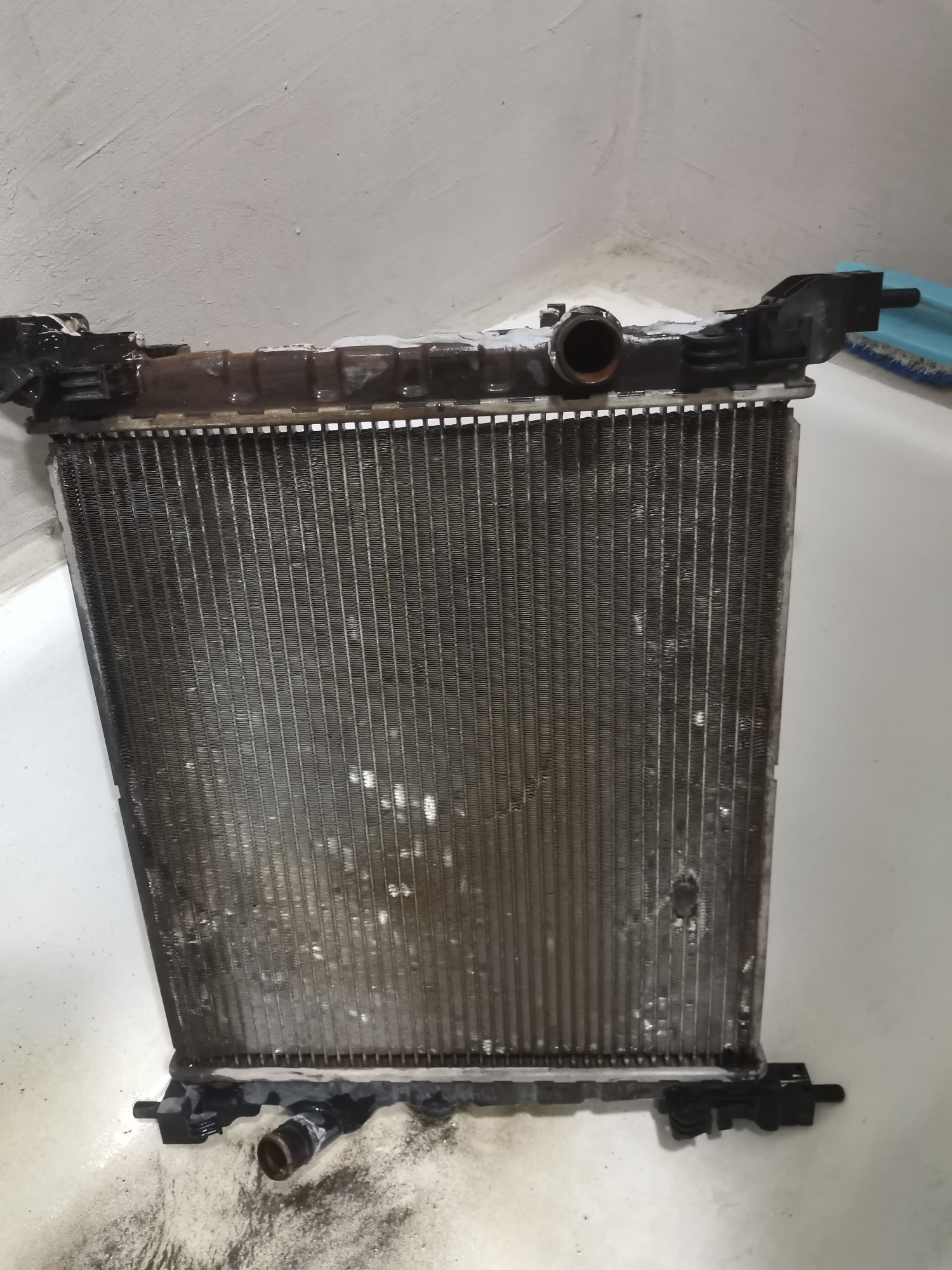 Radiator sotiladi