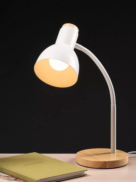 Светильник настольная