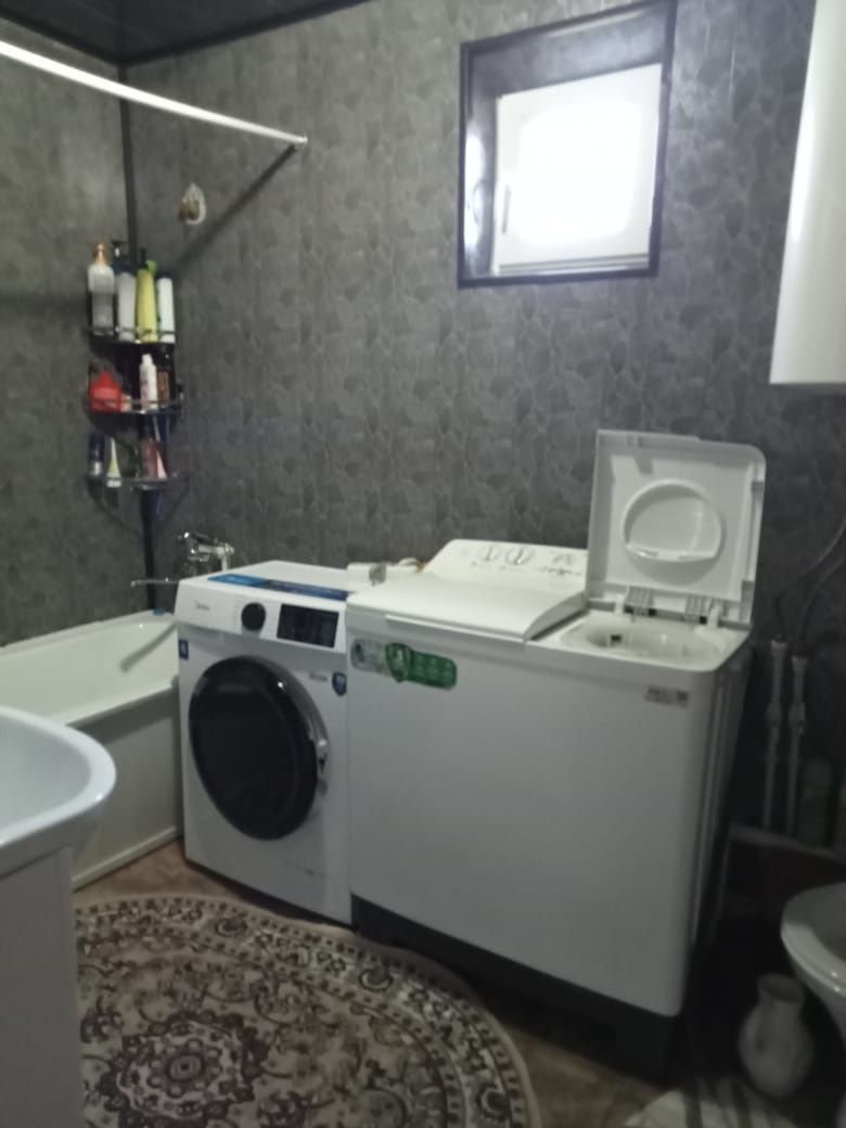 Продается дом по красноярской трассе с дачной стороны остановка 1 дача