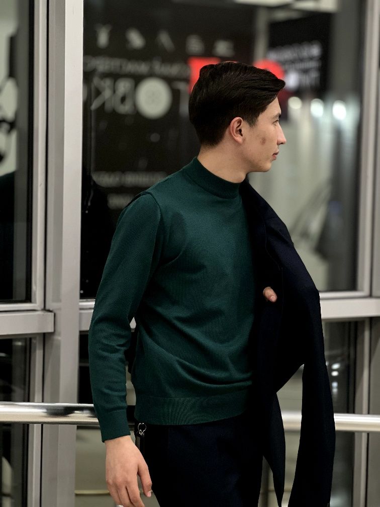 Ajoyib sviter va pol sviterlar ajoyib narxlarda  15 xl rangda mavjud