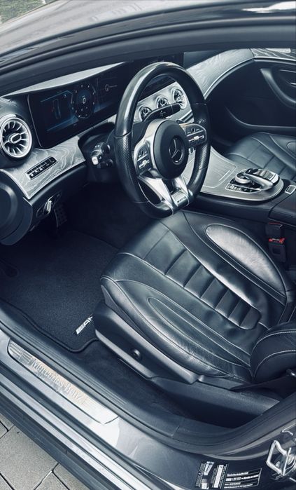 Mercedes-Cls 350d 4M/AMG/Airmatic/Burmester/Side-Line/Acc/Keyless/360*