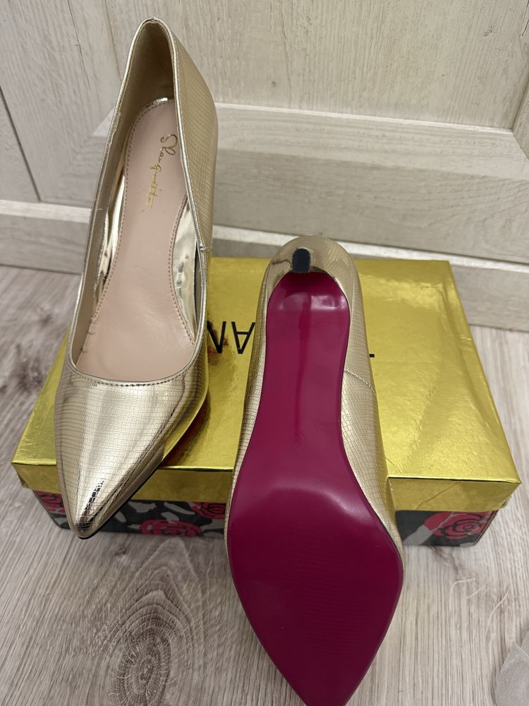 Pantofi stiletto | NOI